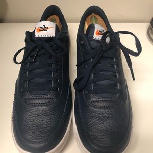 Nike court vintage premium sample navy blue